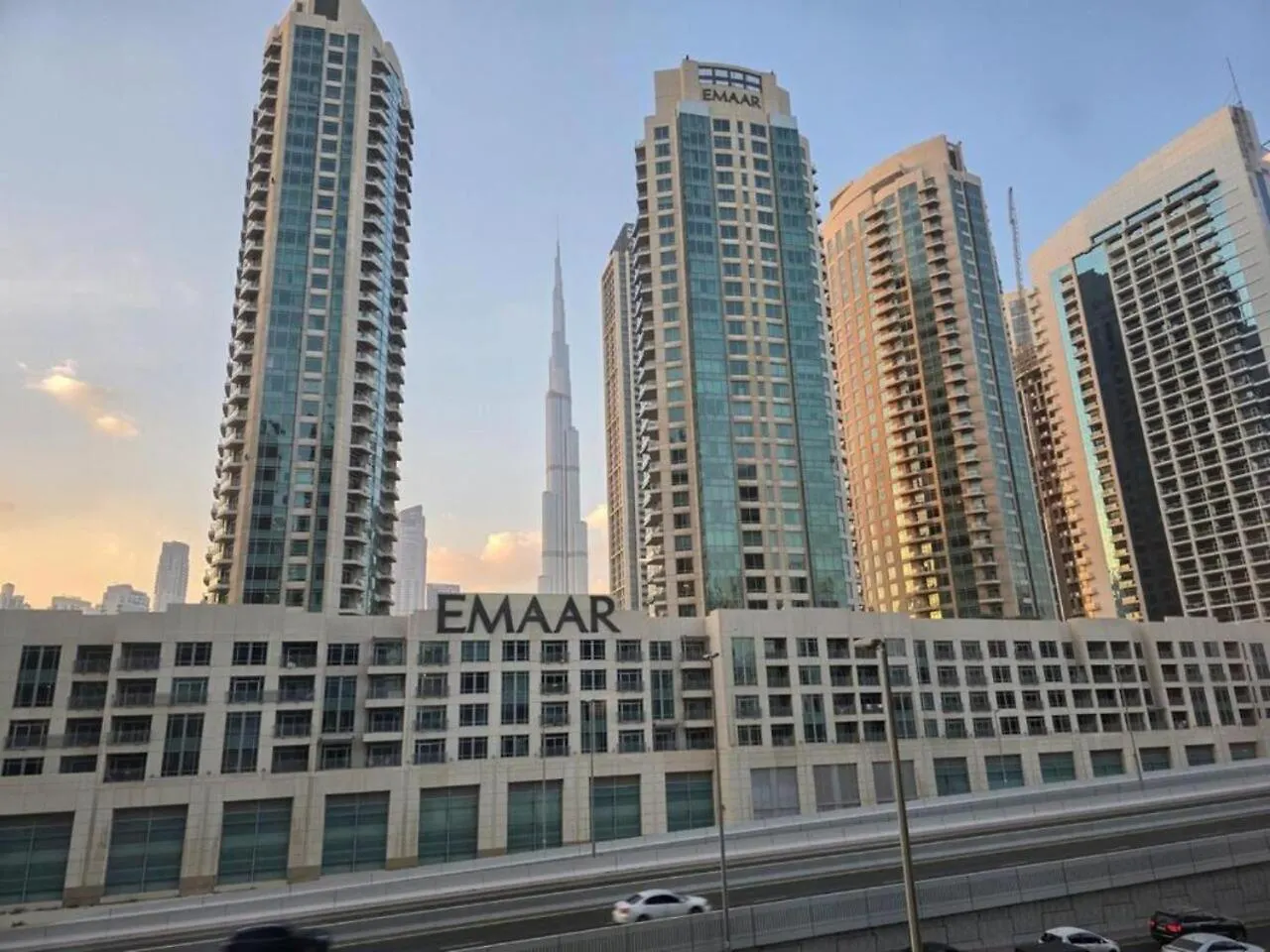 Brown Stone - Omniyat Burj Khalifa View Apartment Dubai